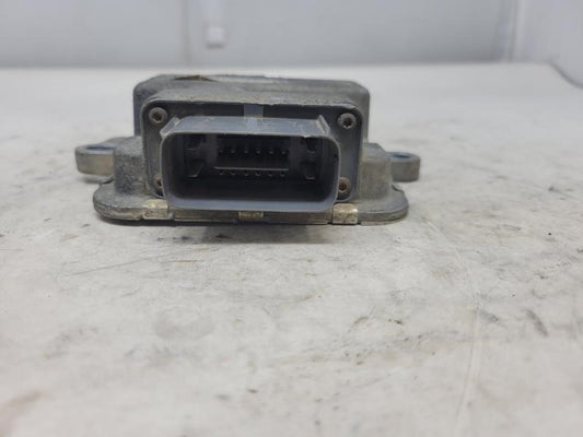 2017 SILVRDO15 23337305 TOWING CONTROL MODULE 2016 - image 2