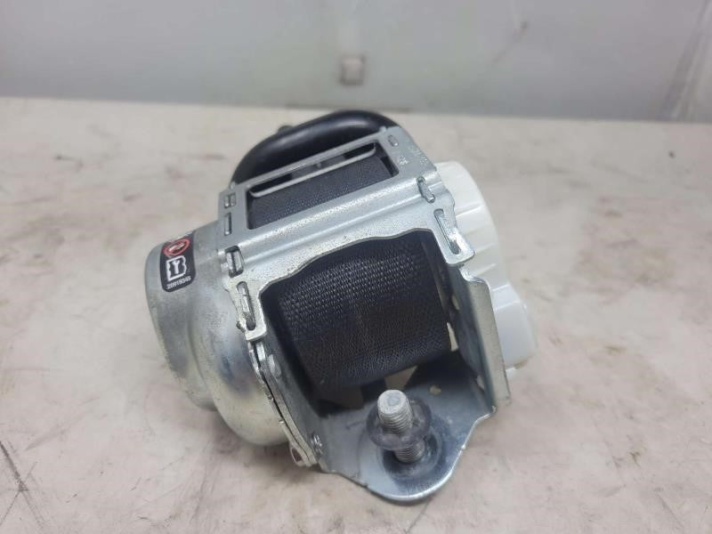 2019 ESCALAESV LH DRIVER FRONT SEAT BELT RETRACTOR 2076 - image 3