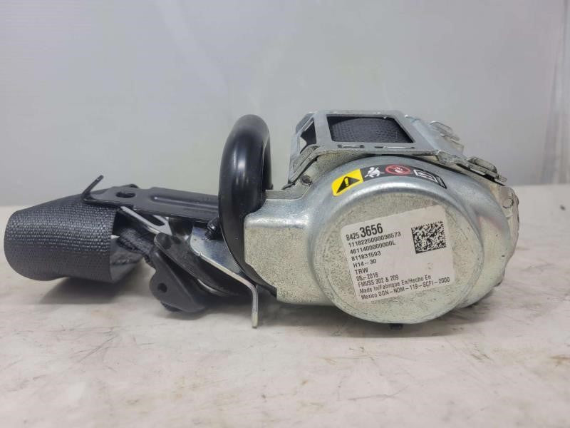 2019 ESCALAESV LH DRIVER FRONT SEAT BELT RETRACTOR 2076 - image 4