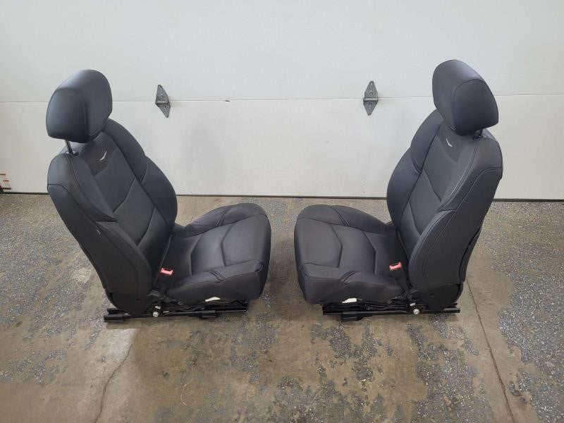 2016 ESCALADE FRONT SEATS, BLACK LEATHER, PAIR 33K 2090 - image 2