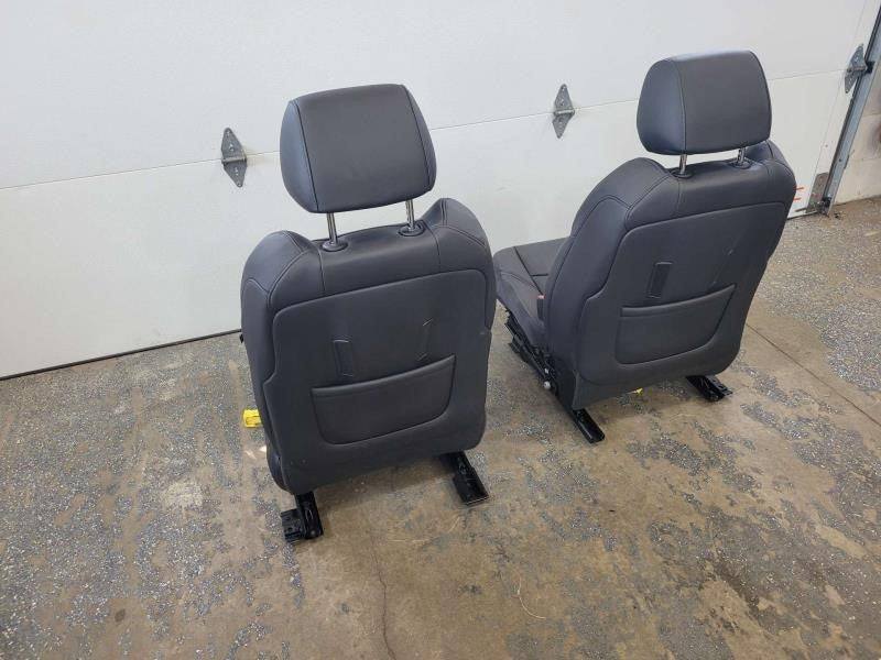 2016 ESCALADE FRONT SEATS, BLACK LEATHER, PAIR 33K 2090 - image 6