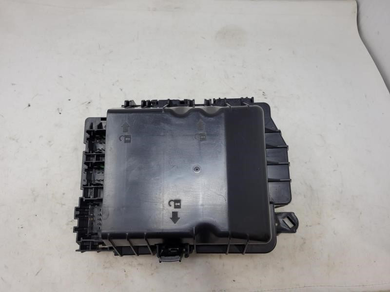 2015 YUKON 23200666 LH INTERIOR FUSE BOX JUNCTI 2096 - image 2