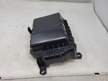 2015 YUKON 23200666 LH INTERIOR FUSE BOX JUNCTI 2096 - image 3