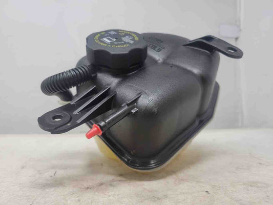 2010 CTS COOLANT OVERFLOW RESERVOIR TANK BOTT 2106 - image 1