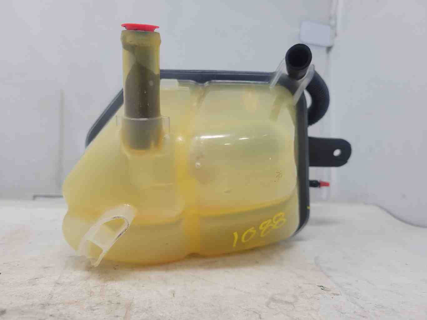 2010 CTS COOLANT OVERFLOW RESERVOIR TANK BOTT 2106 - image 6