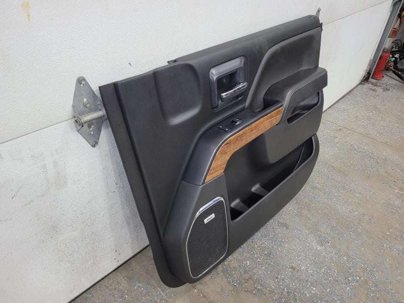 2017 SILVRDO15 RH PASSENGER FRONT DOOR TRIM PANEL, 229 - image 3
