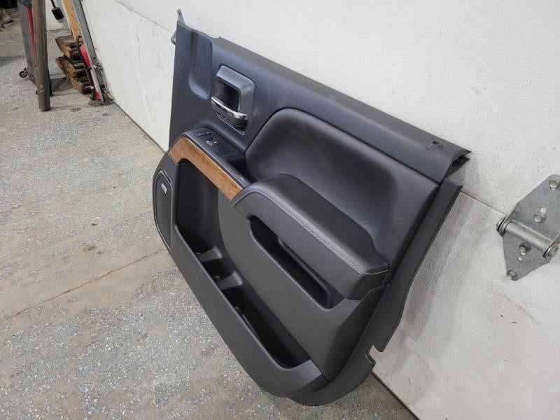 2017 SILVRDO15 RH PASSENGER FRONT DOOR TRIM PANEL, 229 - image 4