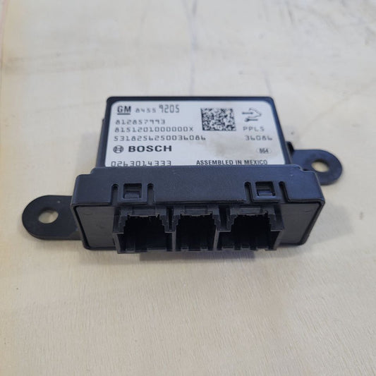 2019 SIERRA150 84559205 PARK ASSIST MODULE 23495 - image 1