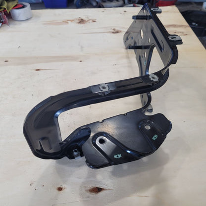 2019 SIERRA150 LH DRIVER REAR BUMPER BRACKET 23514 - image 2
