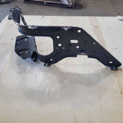 2019 SIERRA150 LH DRIVER REAR BUMPER BRACKET 23514 - image 3