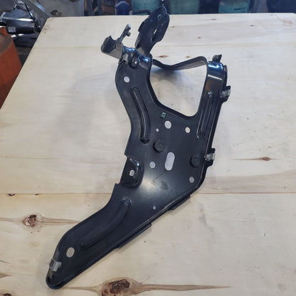 2019 SIERRA150 LH DRIVER REAR BUMPER BRACKET 23514 - image 8