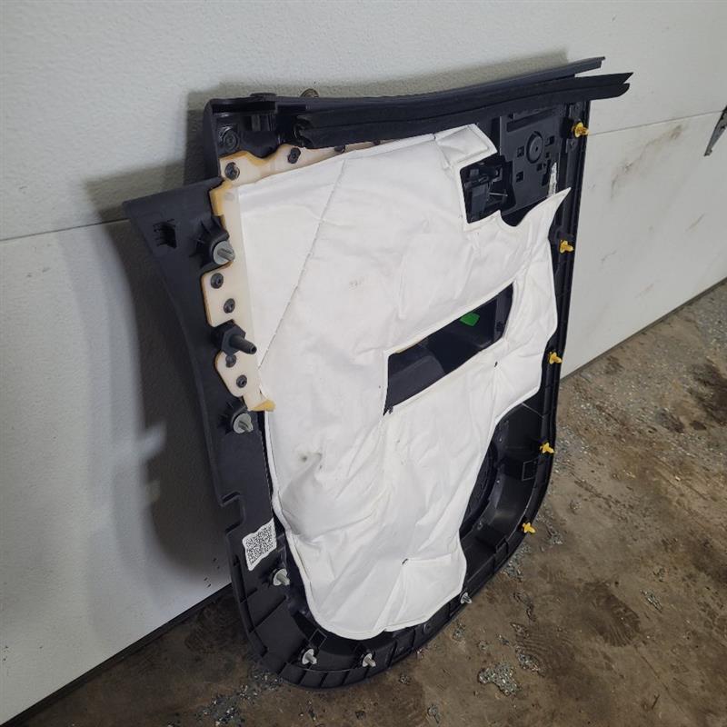 2017 SILVRDO15 RH REAR DOOR PANEL DOUBLE CAB Z71 23578 - image 7