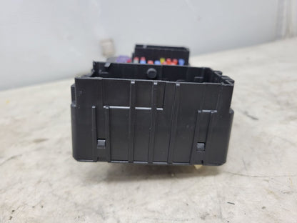 2017 SILVRDO15 LH DASH FUSE BOX 23459422 23620 - image 3