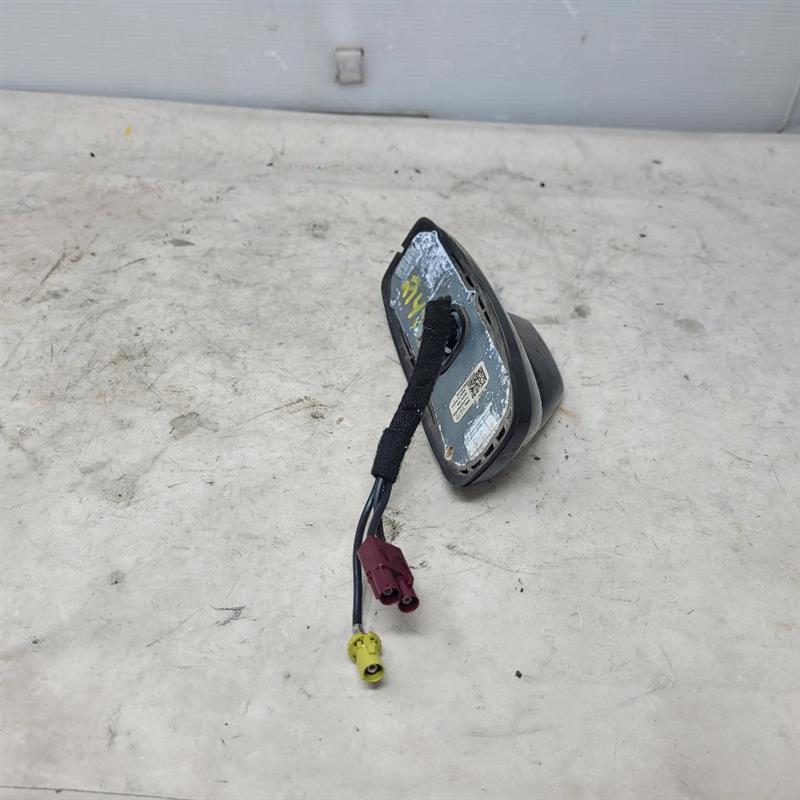 2018 SIERDEN15 SHARKFIN ANTENNA BLACK 84081915 23698 - image 8