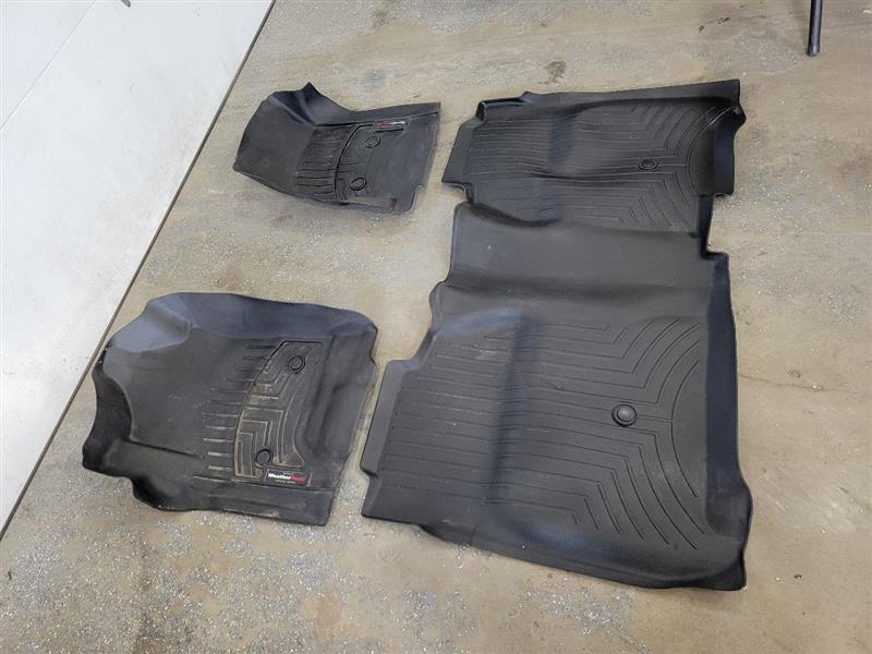 2018 SIERDEN15 WEATHERTECH FLOOR LINERS FRONT REAR 23702 - image 2