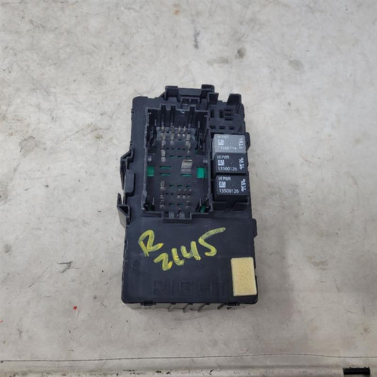 2018 SIERDEN15 RH DASH FUSE JUNCTION BOX 23443944 23724 - image 1