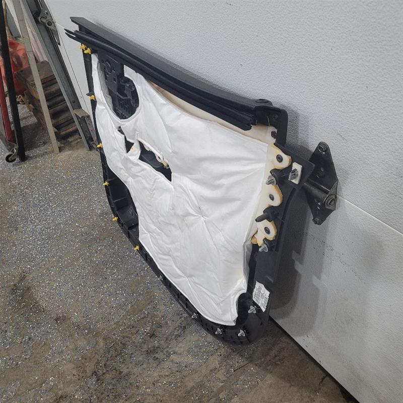 2018 SIERDEN15 LH CREW CAR DENALI REAR DOOR TRIM 23743 - image 6