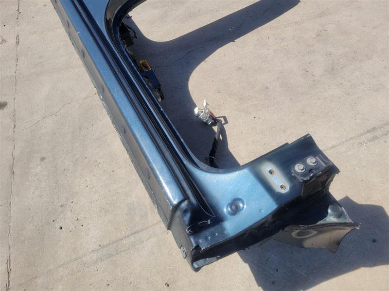 2018 SIERDEN15 RH CREW CAB ROCKER & PILLAR CUT BLAC 23750 - image 16