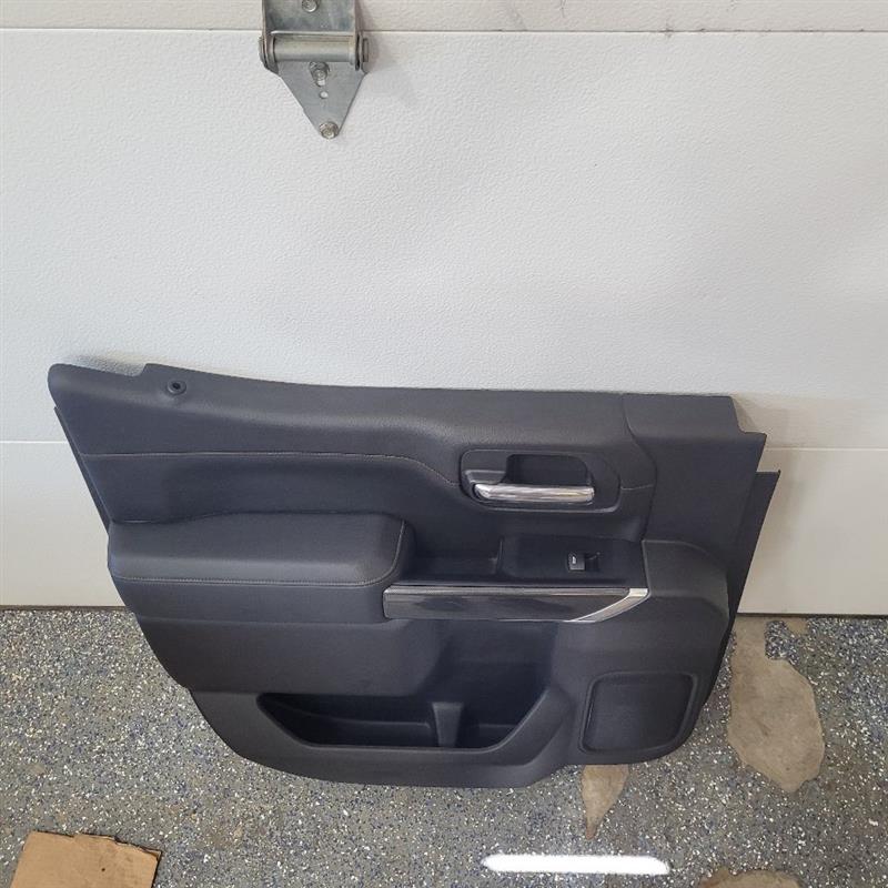 2020 SIERRA150 LH DRIVER REAR DOOR TRIM PANEL AT4 23764 - image 4