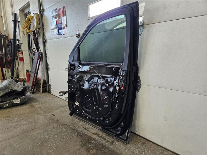 2020 SIERRA150 RH FRONT DOOR BLACK 5S.5 SCRATCH 23767 - image 16