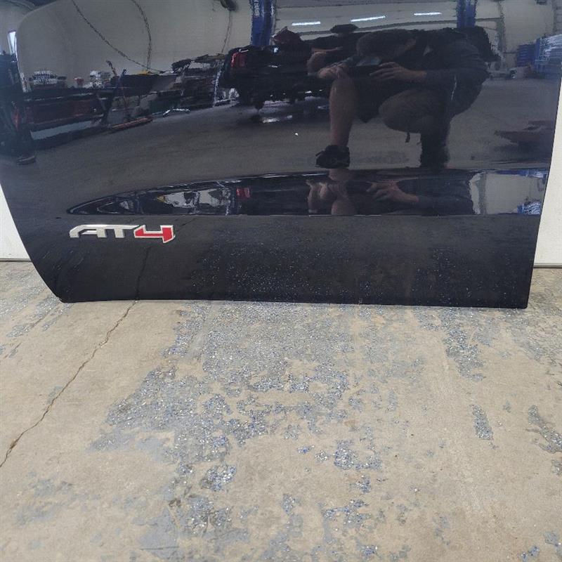2020 SIERRA150 LH FRONT DOOR BLACK 6L2.5 EDGE DENTS 23768 - image 6