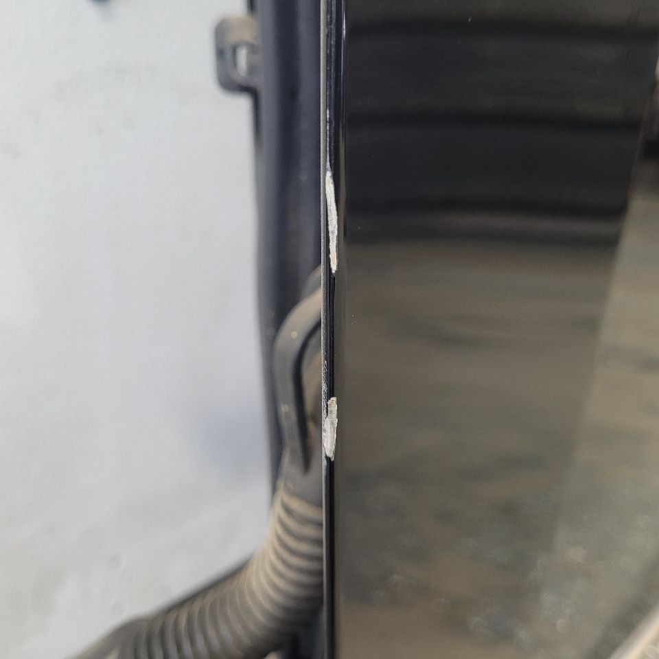 2020 SIERRA150 LH FRONT DOOR BLACK 6L2.5 EDGE DENTS 23768 - image 13