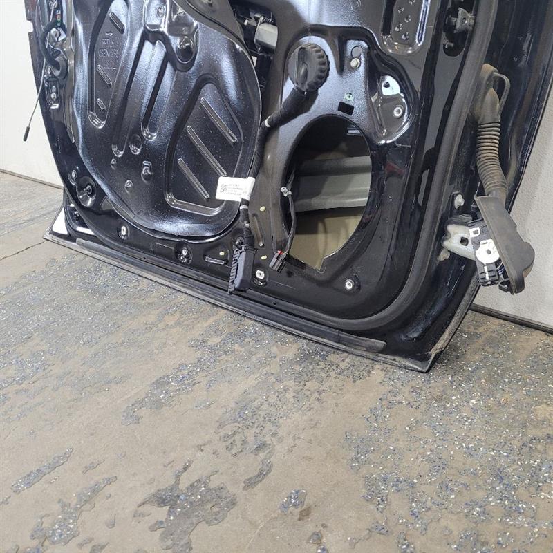 2020 SIERRA150 LH FRONT DOOR BLACK 6L2.5 EDGE DENTS 23768 - image 16
