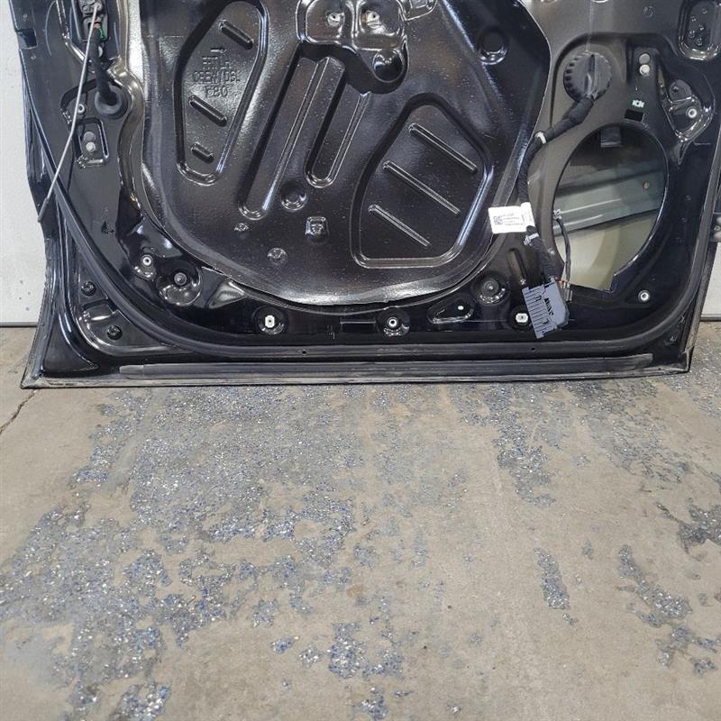 2020 SIERRA150 LH FRONT DOOR BLACK 6L2.5 EDGE DENTS 23768 - image 17