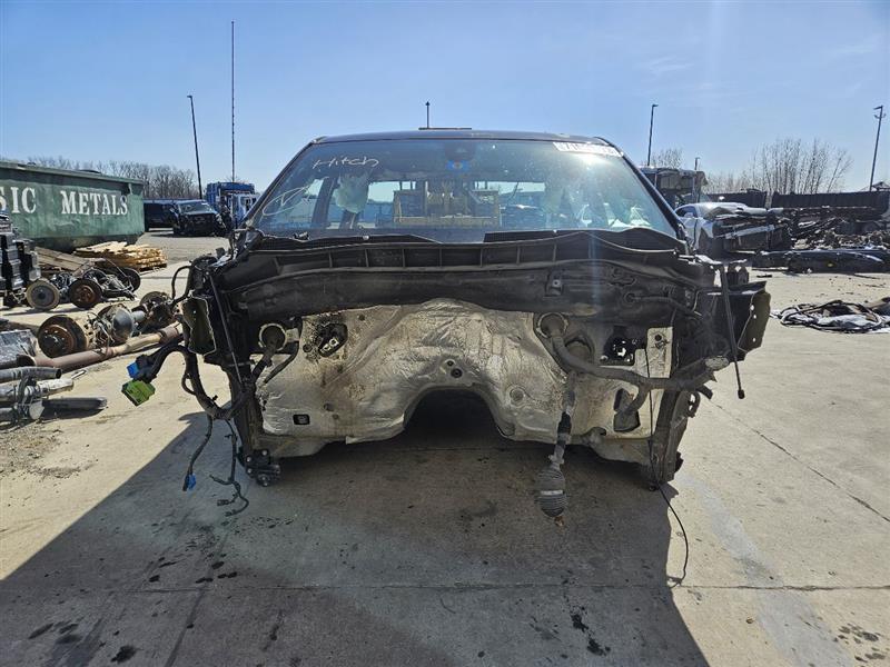 2020 SIERRA150 BLACK CAB MINOR DENTS NO FRONT RAILS 23787 - image 2