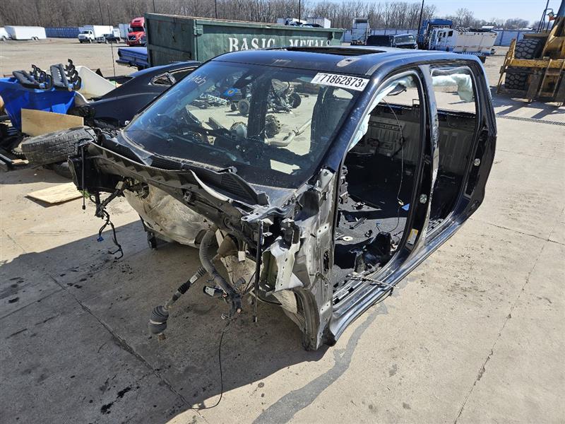 2020 SIERRA150 BLACK CAB MINOR DENTS NO FRONT RAILS 23787 - image 3