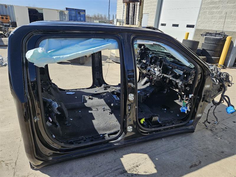 2020 SIERRA150 BLACK CAB MINOR DENTS NO FRONT RAILS 23787 - image 13