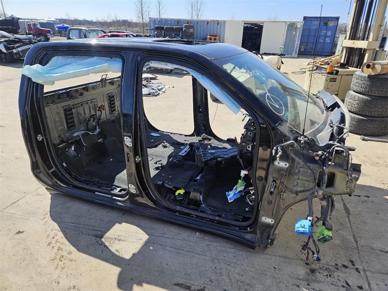 2020 SIERRA150 BLACK CAB MINOR DENTS NO FRONT RAILS 23787 - image 14