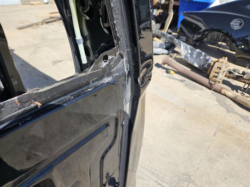 2020 SIERRA150 BLACK CAB MINOR DENTS NO FRONT RAILS 23787 - image 17