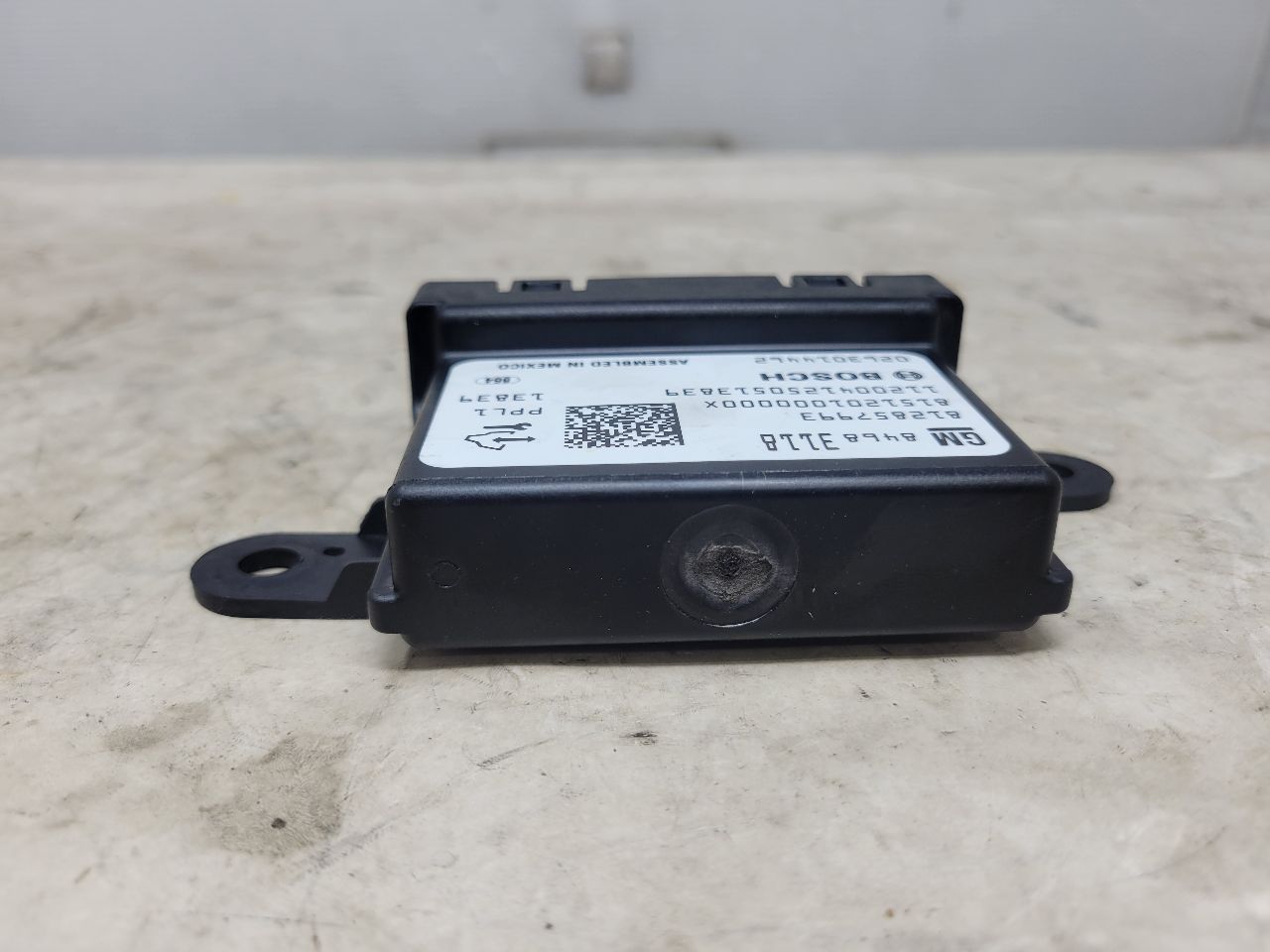 2020 SIERRA150 84683118 DRIVER PARK ASSIST MODULE 23858 - image 4