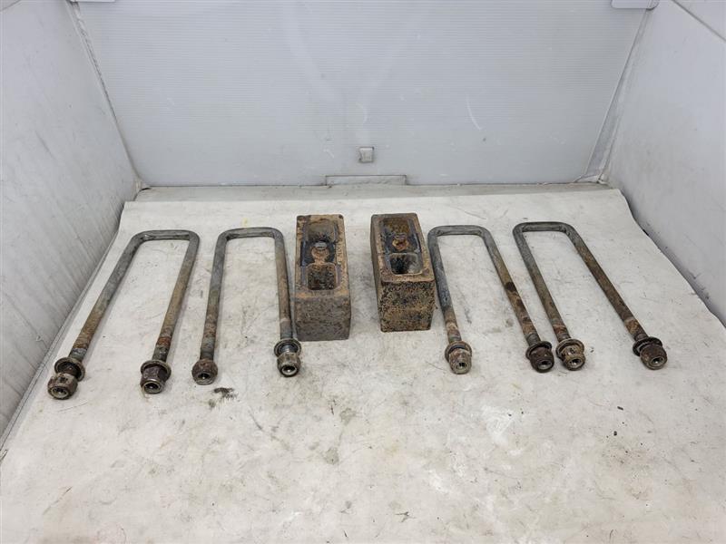 2020 SIERRA150 3" REAR LIFT BLOCKS & U BOLTS 23867 - image 3