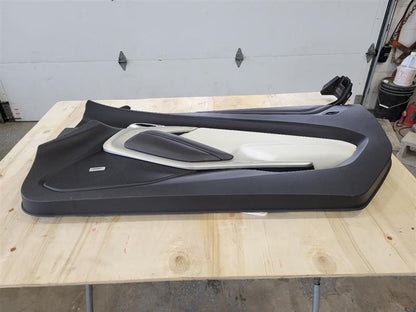 2016 CAMARO RH PASSENGER DOOR TRIM PANEL WHITE 23902 - image 5