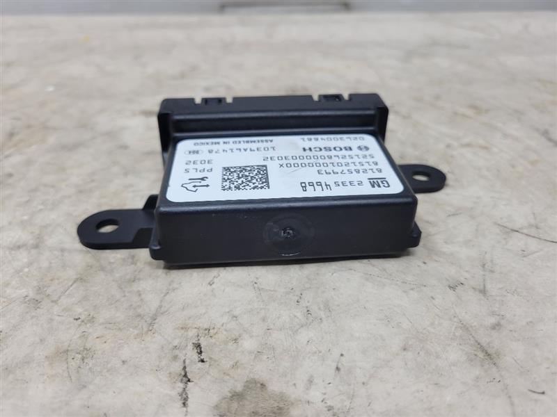 2016 CAMARO 23354668 DRIVER PARK ASSIST MODULE 23921 - image 4