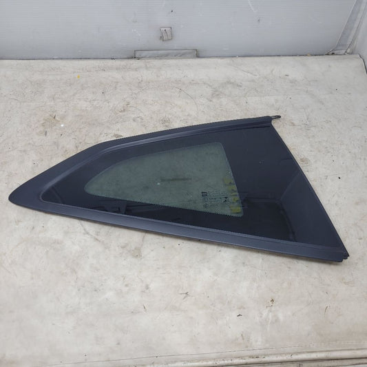 2018 CAMARO RH PASSENGER QUARTER GLASS 30% TINT 24046 - image 1