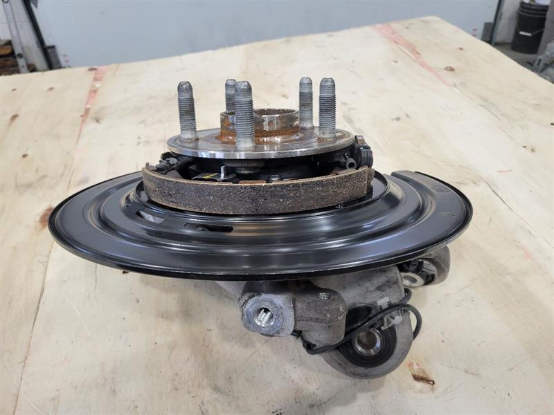 2018 CAMARO RH PASSENGER SS 1LE SPINDLE W/HUB 24066 - image 4