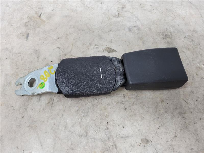 2018 CAMARO REAR SEAT BELT BUCKLE FITS LH OR RH 24110 - image 1