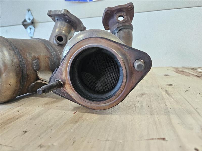 2018 CAMARO EXHAUST Y PIPE PAIR LH RH 24118 - image 4
