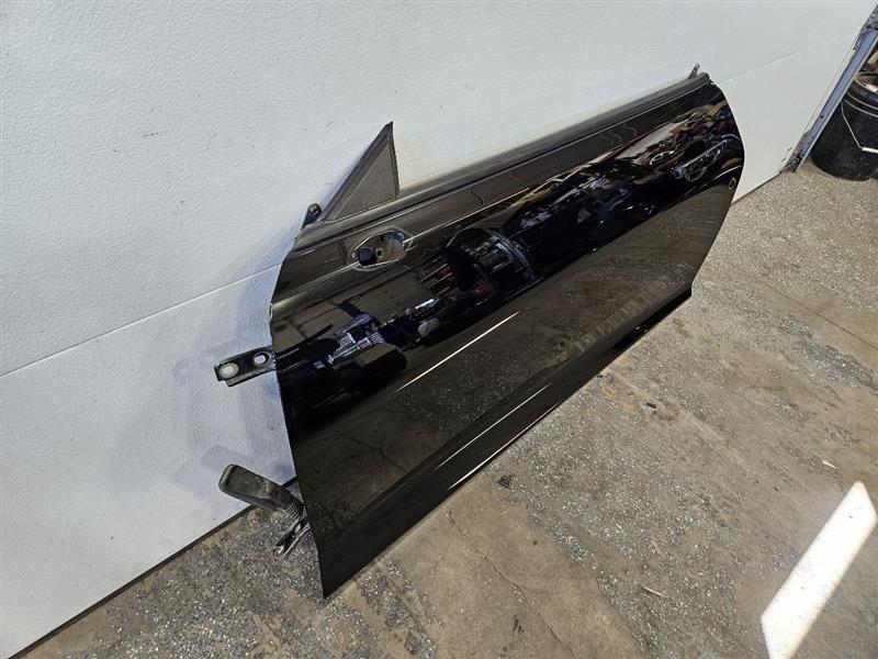 2018 CAMARO LH DOOR BLACK MEET KETTLE 1 TINYDING 24134 - image 3