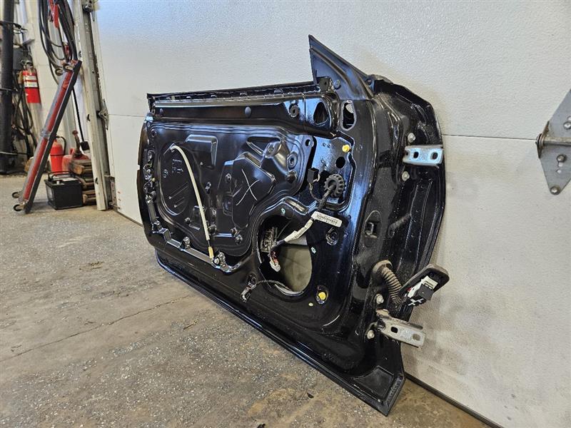 2018 CAMARO LH DOOR BLACK MEET KETTLE 1 TINYDING 24134 - image 10