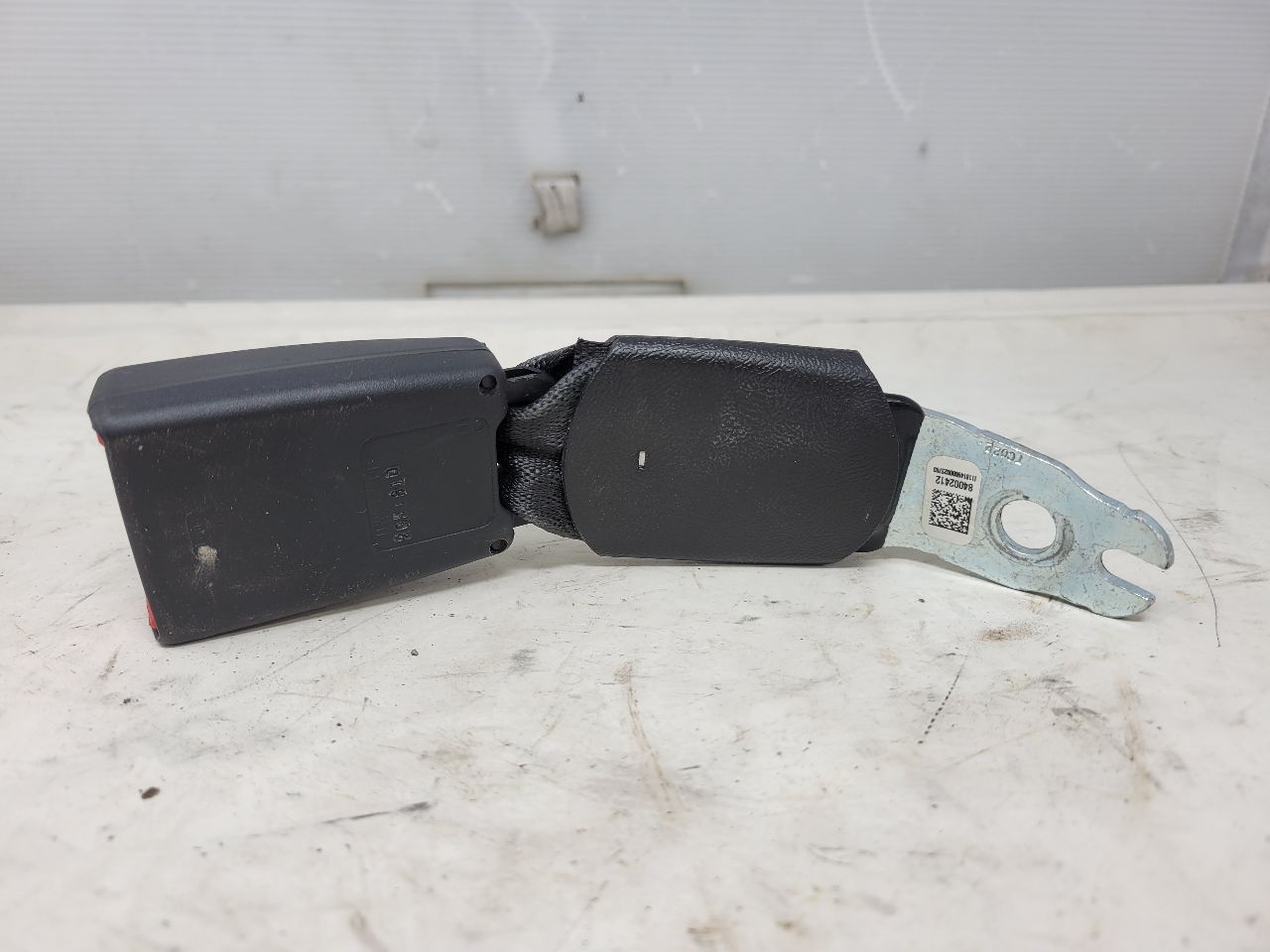 2018 CAMARO REAR SEAT BELT BUCKLE 84002412 LH RH 24175 - image 6