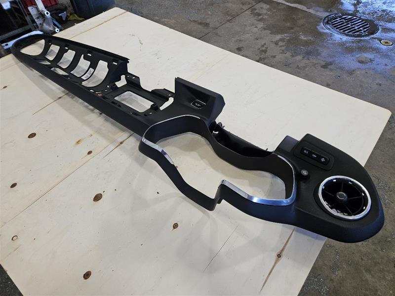 2018 CAMARO DASH CLUSTER RADIO BEZEL WITH START 24193 - image 4
