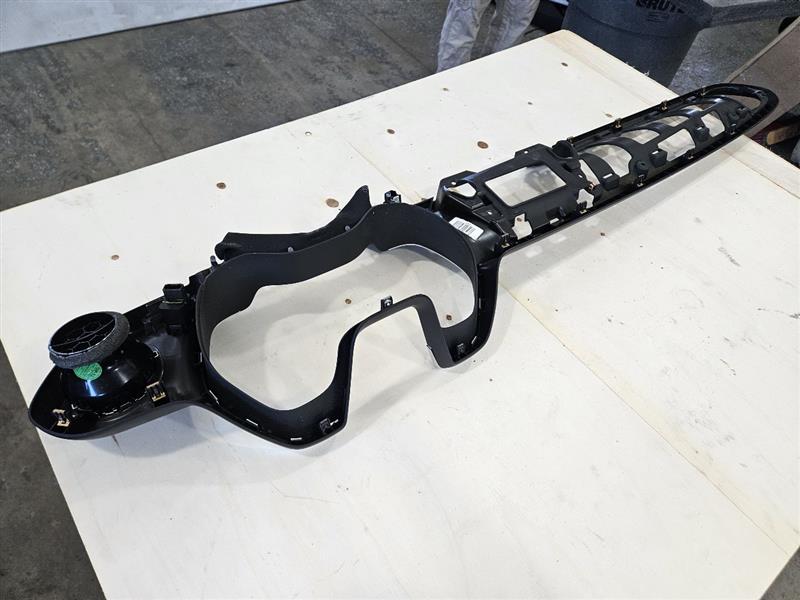 2018 CAMARO DASH CLUSTER RADIO BEZEL WITH START 24193 - image 10