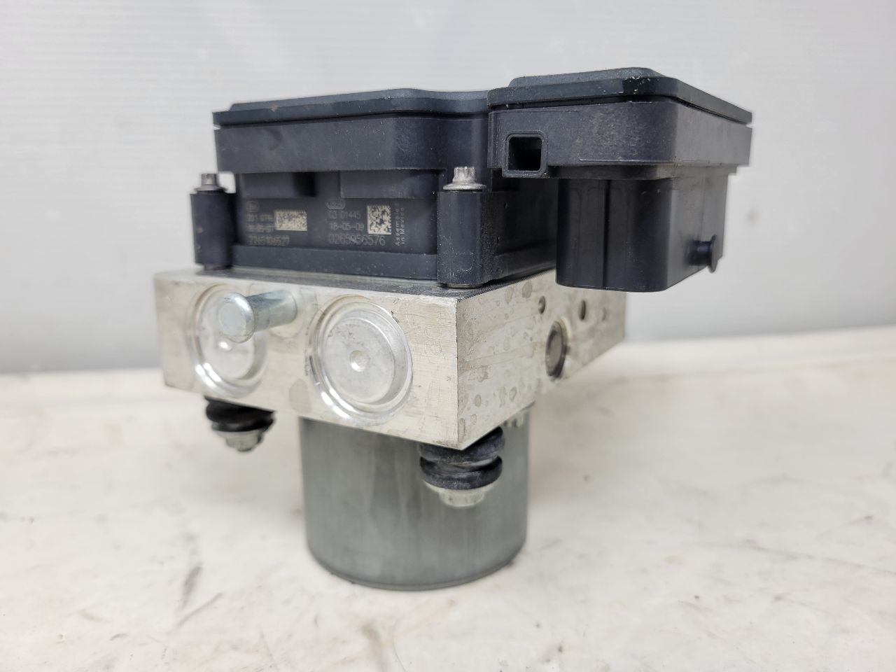 2018 CAMARO ABS PUMP & MODULE 1LE SS 84244636 24201 - image 8