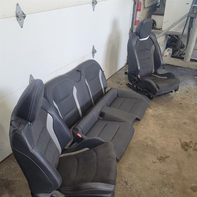 2018 CAMARO SS 1LE RECARO SEATS FRONT REAR SUEDE 24229 - image 3