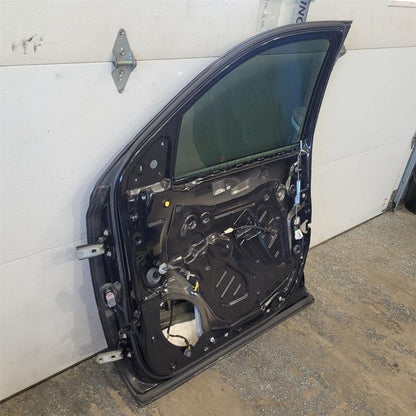2017 ESCALADE RH FRONT DOOR BLACK (GBA/8555) 000 24235 - image 6
