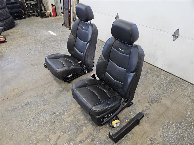 2017 ESCALADE FRONT BLACK SEATS PAIR W/LANE ASSIST 24239 - image 2